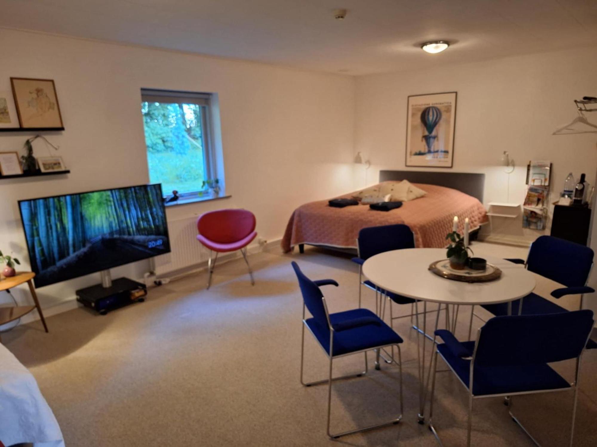 Stort Og Dejligt Vaerelse Med Privat Bad Homestay Hornsyld