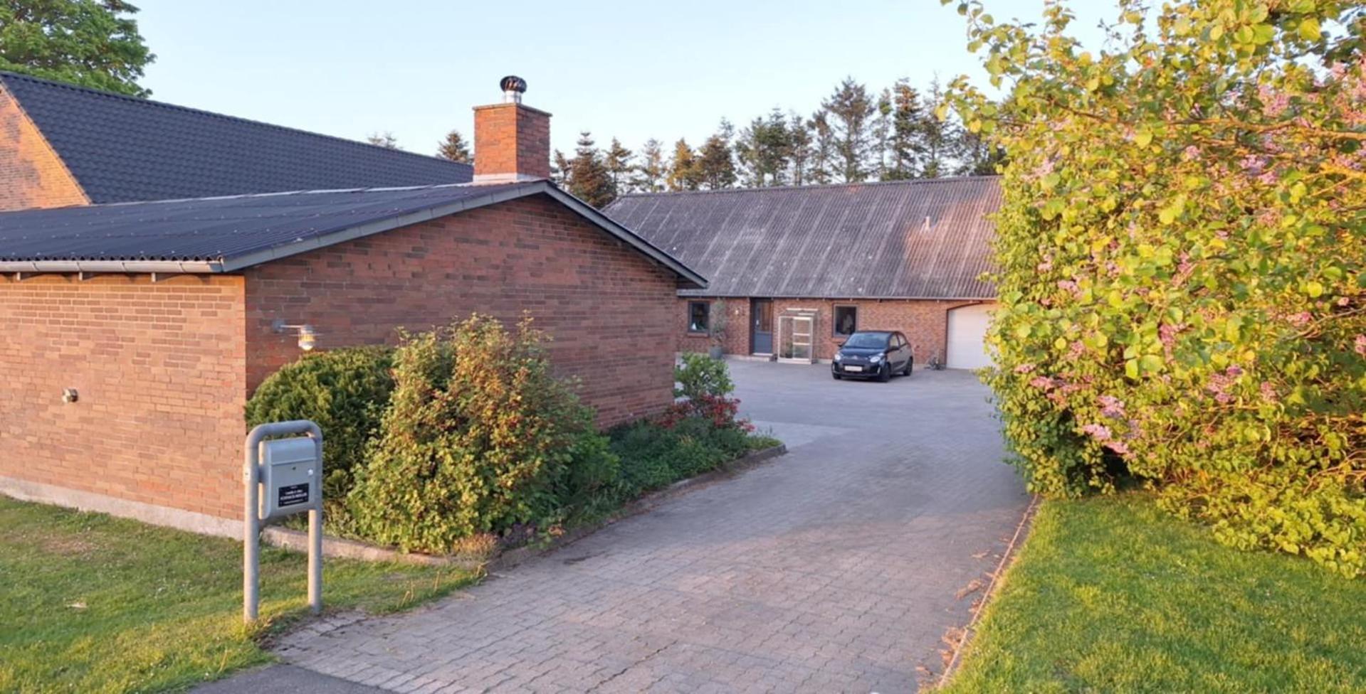 Stort Og Dejligt Vaerelse Med Privat Bad *